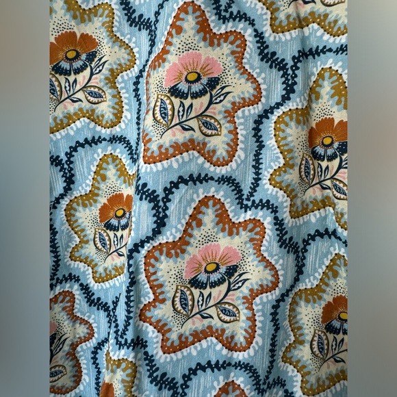 Hunter Bell Lenny Top | Tea Time Floral - Picture 5 of 10